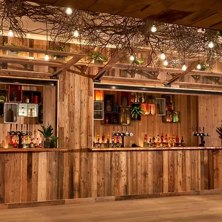 Treehouse Hotel Manchester-3