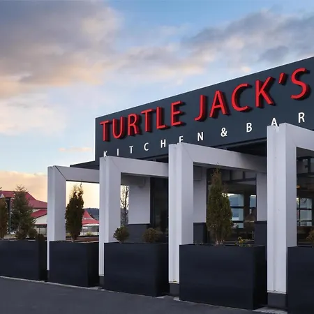 Doubletree By Hilton West Kelowna-2