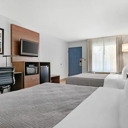 Quality Inn & Suites Near Lake Eufaula-3