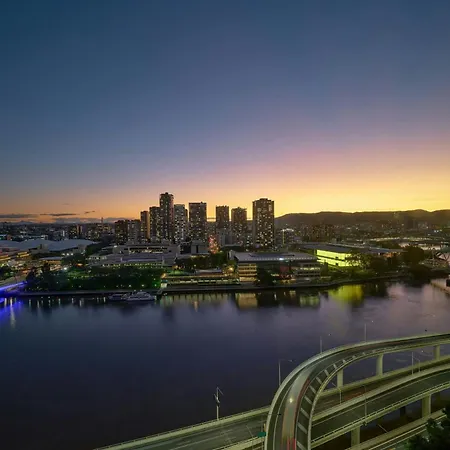 W Brisbane-2