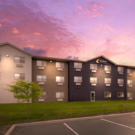 Comfort Inn & Suites North Greenfield-3