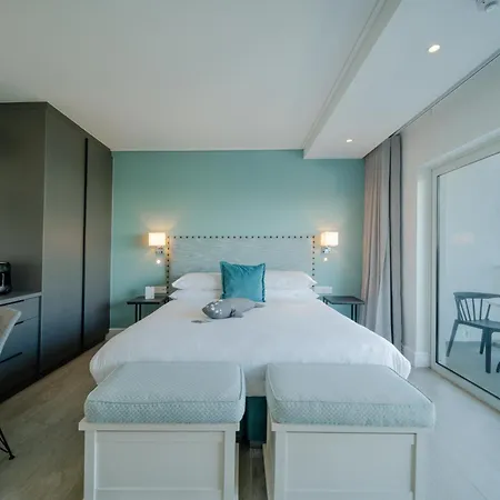 One Marine Drive Boutique Hotel & Spa By The Living Journey Collection-2