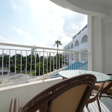 Golf Residence- Families And Couples Only-2