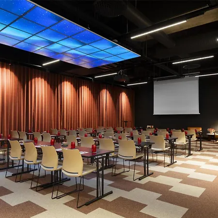 Radisson Red Helsinki-2