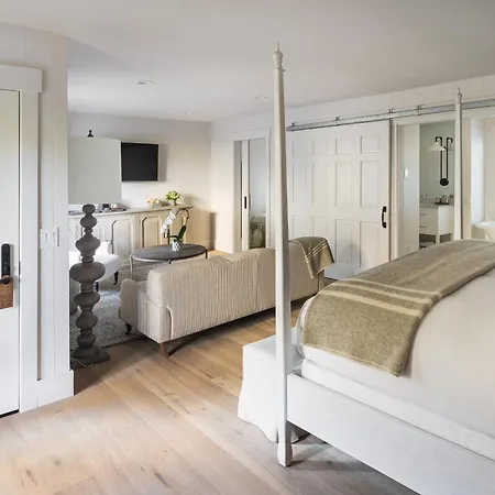 Farmhouse Inn-2