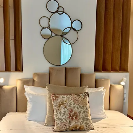 Silken Comfy Studios Hotel-3