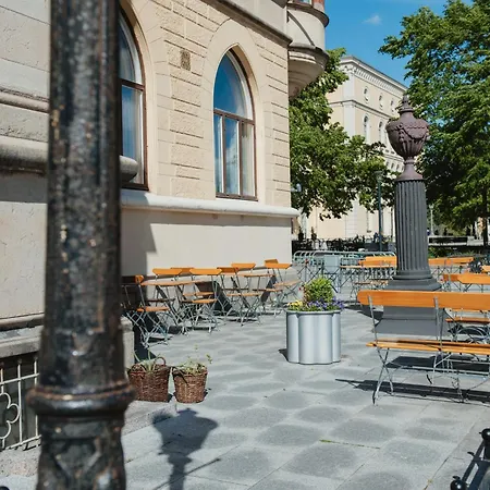 Home Hotel Borgen-3