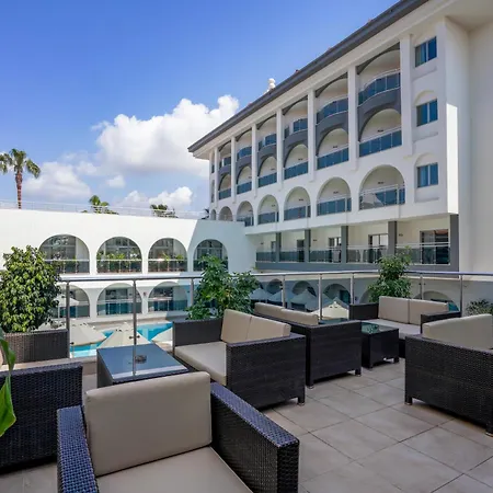 Side Aluna Hotel-3