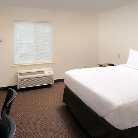 Woodspring Suites Junction City-3