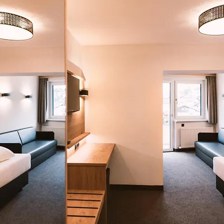 Hotel Arzlerhof-3