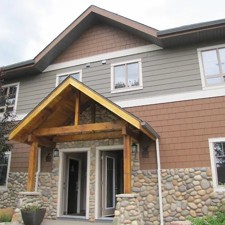 Elkwater Lake Lodge And Resort-2