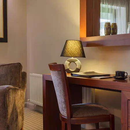 Westport Woods Hotel & Spa-3