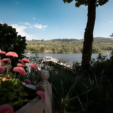 Lakeside Hotel And Spa-2
