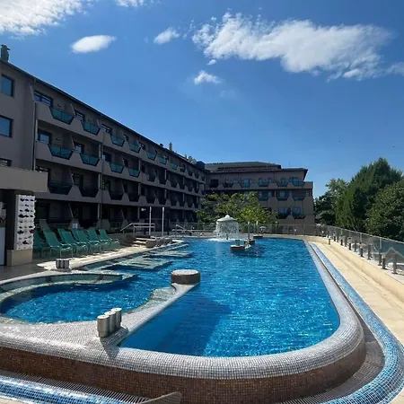 Hotel Wellamarin-2