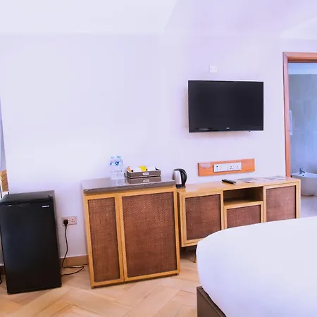 Tanga Beach Resort & Spa-3