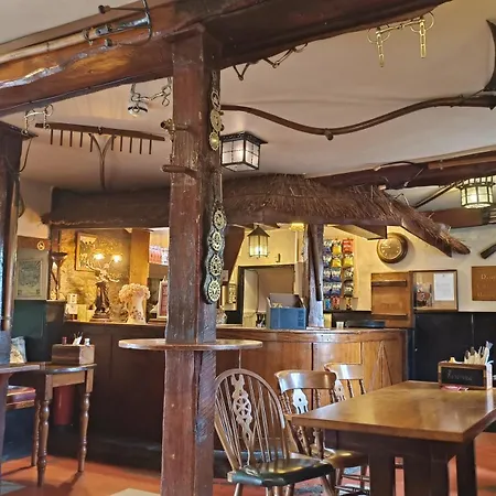 The Greyhound Inn And Hotel-2