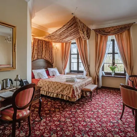 Dwor Kombornia Hotel&Spa-2