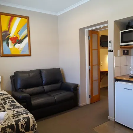 Tongariro Junction Accommodation-3