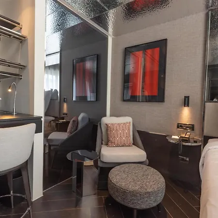 Adia Aluma Athens, Curio Collection By Hilton-2