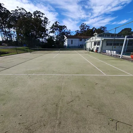 Pleasurelea Tourist Resort & Caravan Park-2