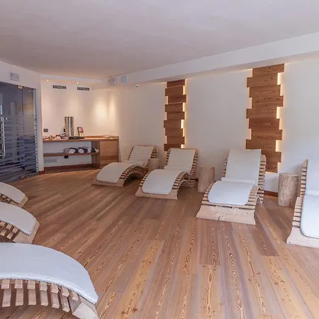 Hotel Garnì Paradisi - Wellness&Spa-2