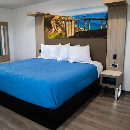 Pico Rivera Inn And Suites-2