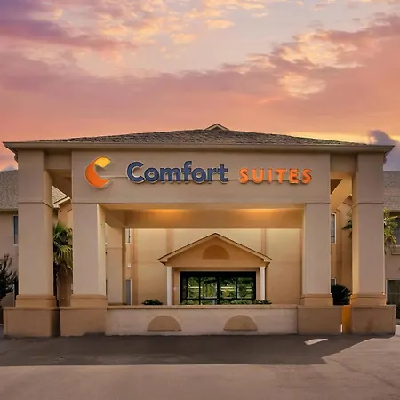 Comfort Suites Milledgeville-3