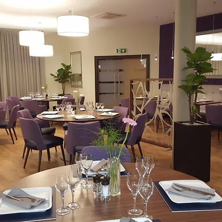 Threeland Hotel-2