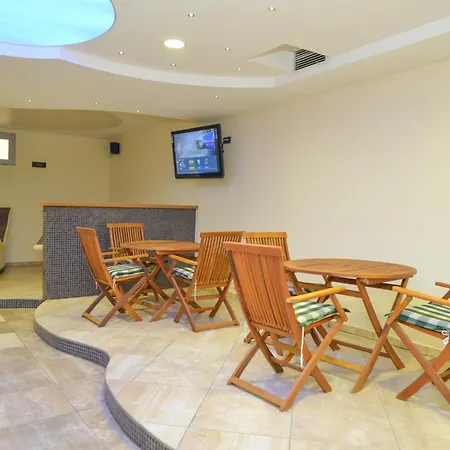 Hill Hotel Wellness & Spa-3