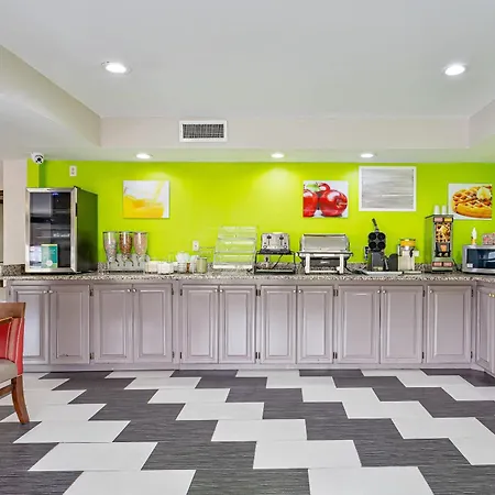 Quality Inn Edmund Pettus Bridge Area-2