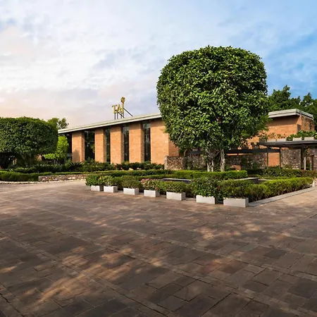 Taj Damdama Lake Resort & Spa, Gurugram-2