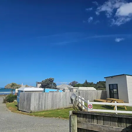 Castlepoint Holiday Park & Motels-2