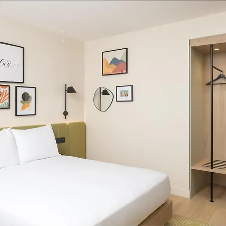 Hampton By Hilton Paris Charles De Gaulle Airport-3