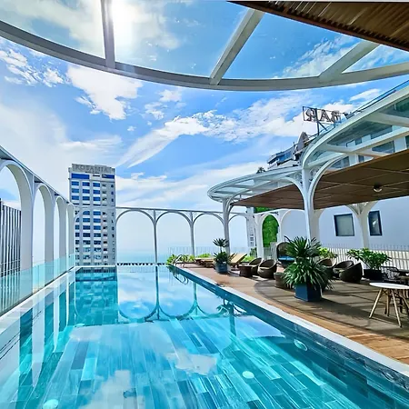 Golden Lotus Luxury Hotel Danang - Complimentary Daily Afternoon Tea-3