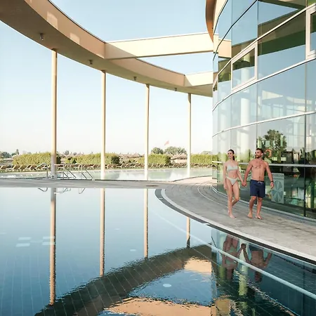 St. Martins Therme & Lodge-2