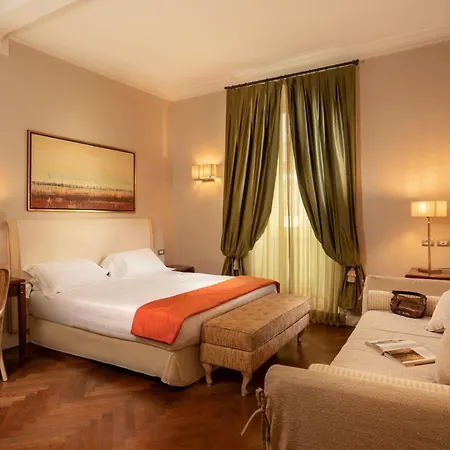Vivaldi Luxury Rooms-3
