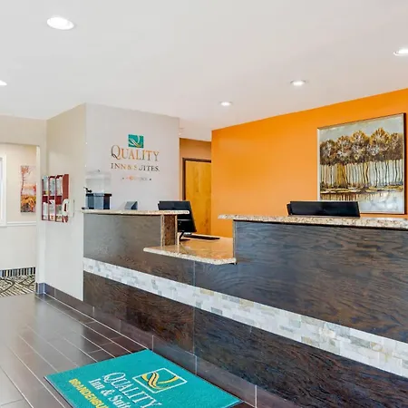Quality Inn & Suites Brandenburg - Fort Knox-3