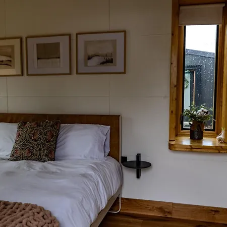 Finger Lakes Treehouse-3