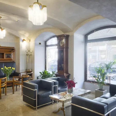 Hotel Mucha-3