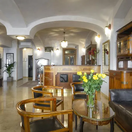 Hotel Mucha-3