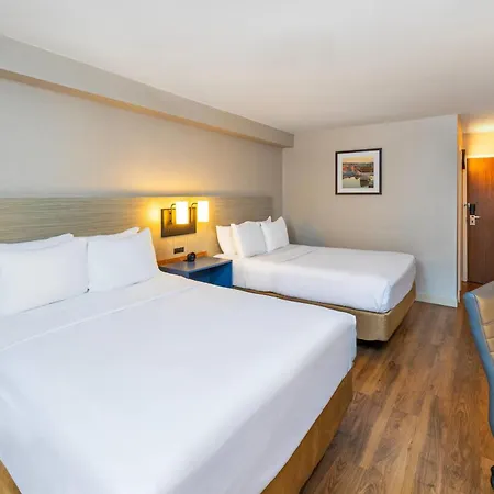 Comfort Inn Amherst-3