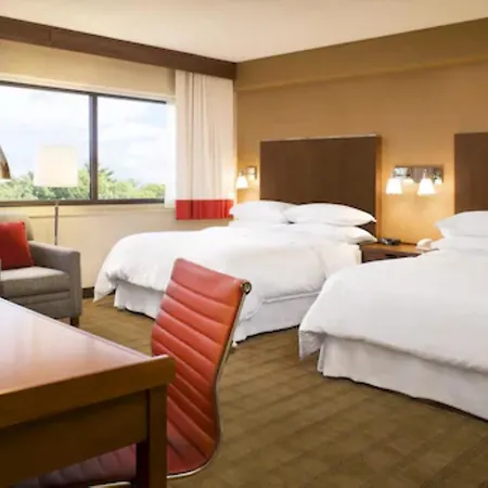 Four Points By Sheraton Edmundston Hotel & Conference Center-2