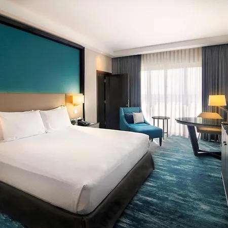 Radisson Blu Hotel & Resort, Al Ain-3
