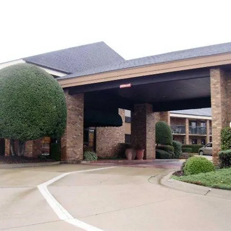 Quality Inn & Suites Searcy I-57-3
