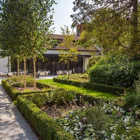 Crowne Plaza Gerrards Cross By Ihg-3