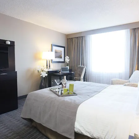 Pomeroy Hotel & Conference Centre-3