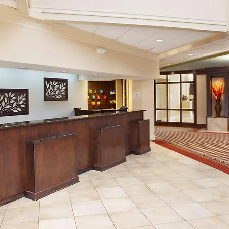 Doubletree By Hilton Fayetteville-3
