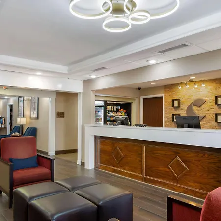 Comfort Inn & Suites - Near Robins Air Force Base Main Gate-3