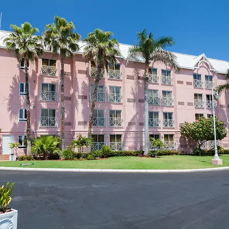 Comfort Suites Paradise Island-2