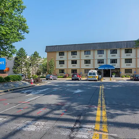 Comfort Inn Herndon-Reston-3